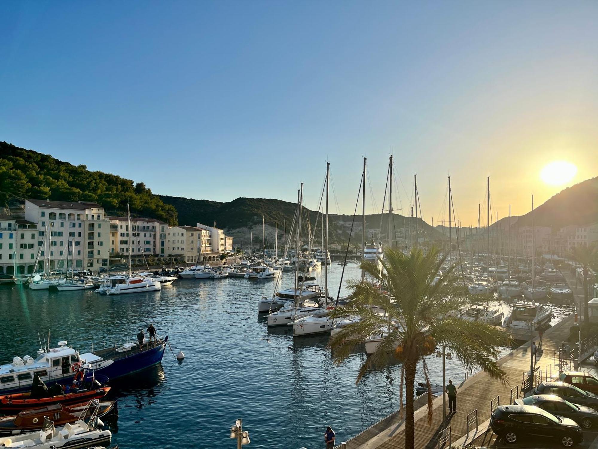 Joli T3 Sur Le Port De Bonifacio Avec Vue Mer Bonifacio (Corsica) Exterior foto